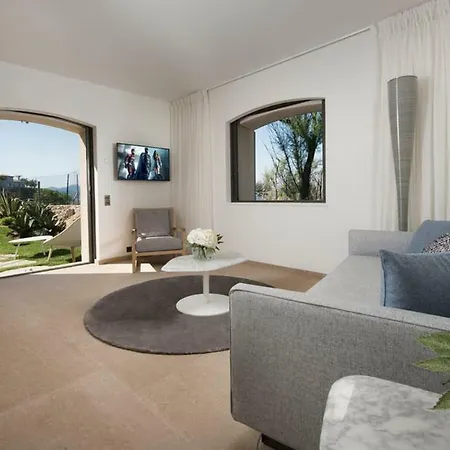 Emily Kır Evi Saint-Tropez